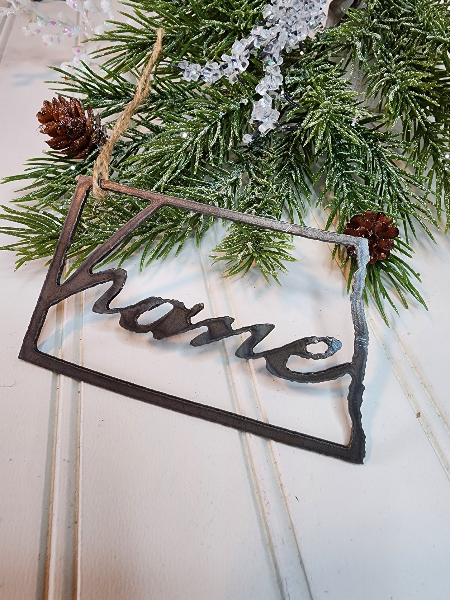 North Dakota Ornament, State Ornament, Metal State Decor, North Dakota Home Ornament